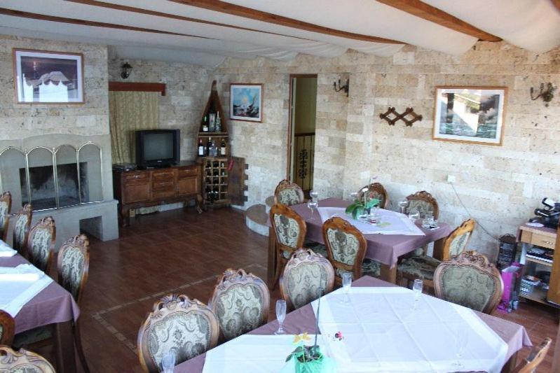 Krasići Hotel Anderba מראה חיצוני תמונה